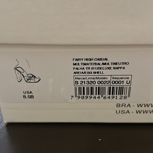 SCHUTZ
Exclusive Palha Fairy High Heels - Picture 9 of 11